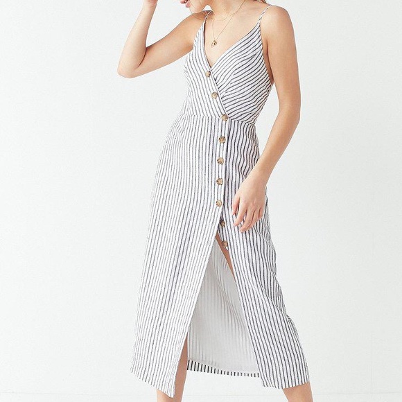long dress with bow Betina Bow Front Maxi Dress - Dusty Rose